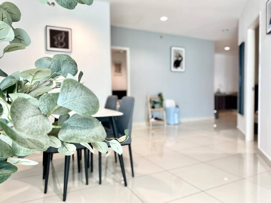 Mansion One Suites - Seaview Modern 2 Bedroom Suites George Town Kültér fotó